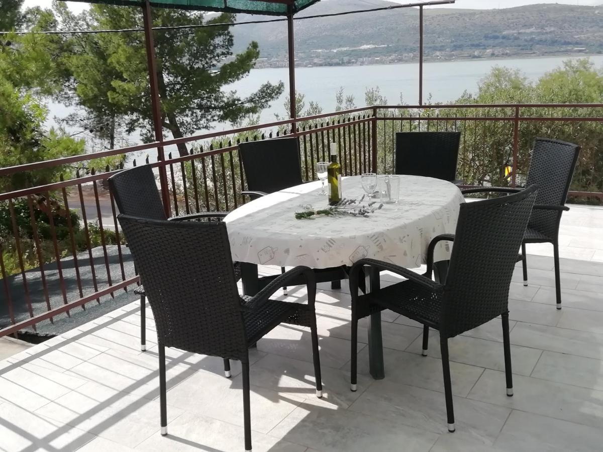 Apartmani Ante Трогир Екстериор снимка