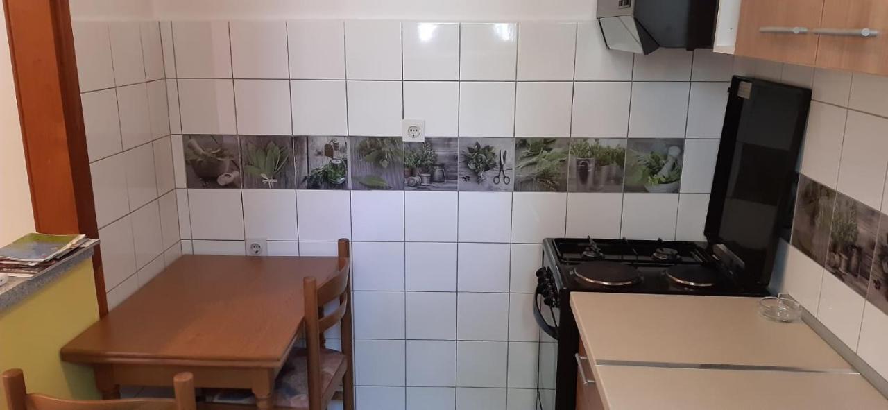 Apartmani Ante Трогир Екстериор снимка