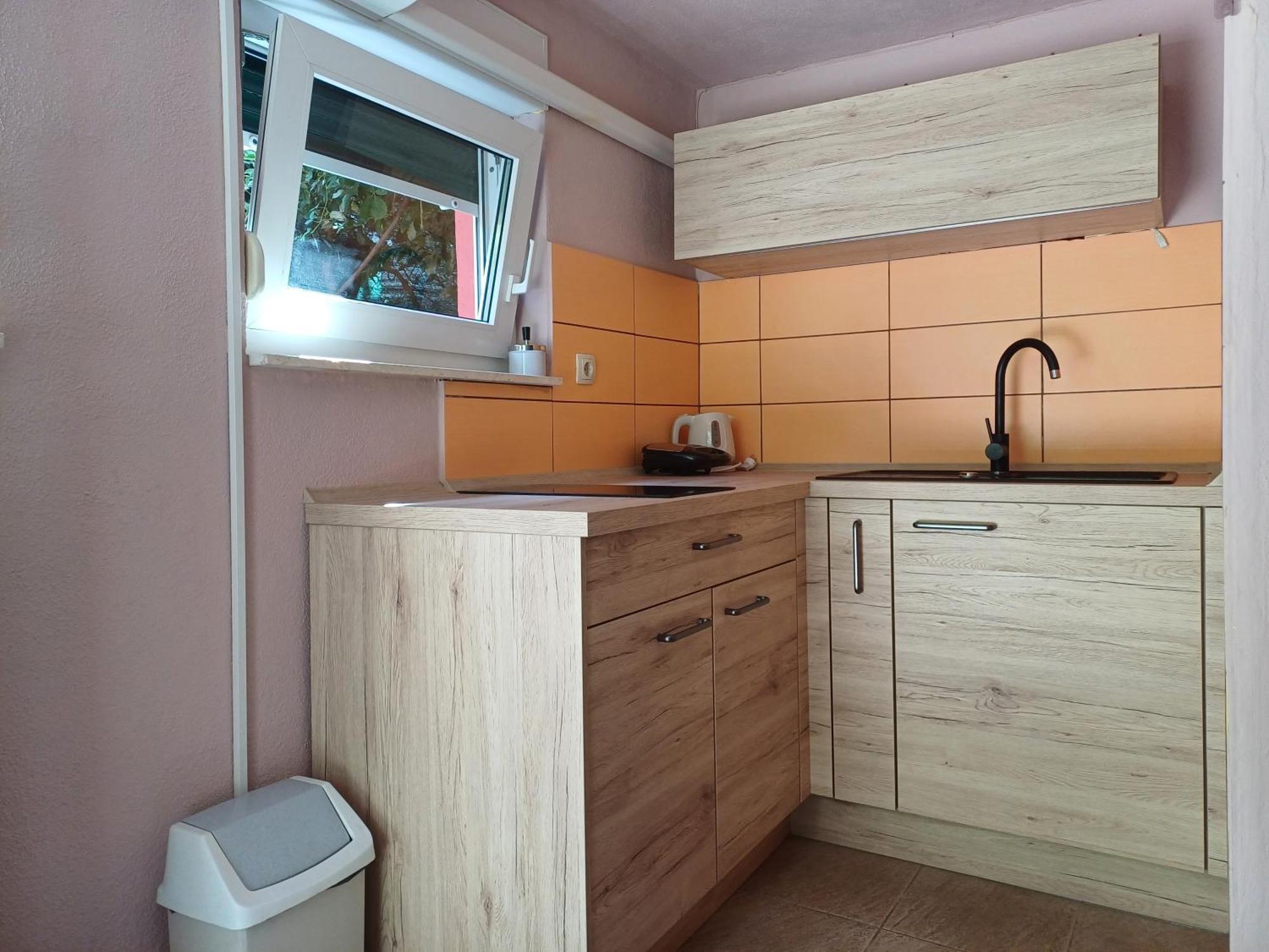 Apartmani Ante Трогир Екстериор снимка