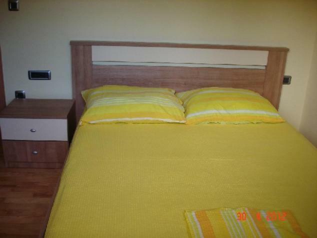 Apartmani Ante Трогир Екстериор снимка