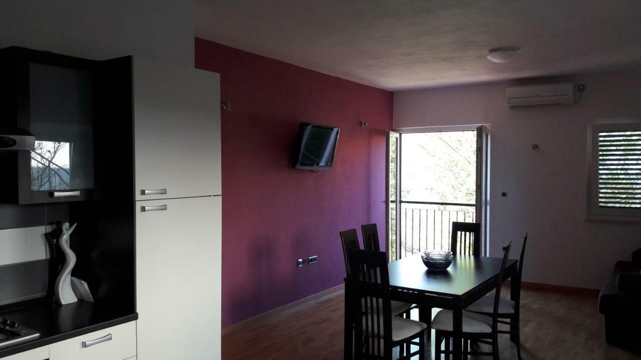 Apartmani Ante Трогир Екстериор снимка