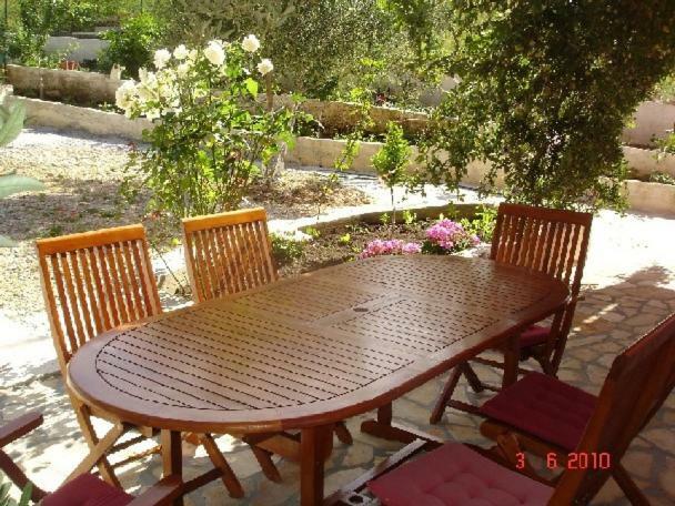 Apartmani Ante Трогир Екстериор снимка