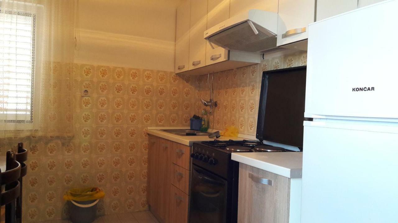 Apartmani Ante Трогир Екстериор снимка